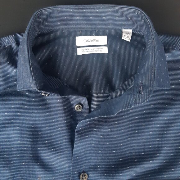 ⚡️BUY 3 for $55⚡️ Calvin Klein SZ 15.5 Men's Blue Non Iron Button Up Shirt - Picture 12 of 12